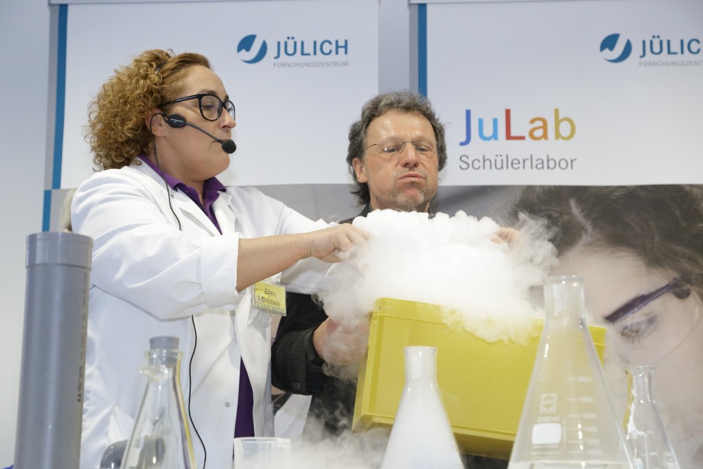 Karl Sobotta hat Spaß auf der Geburtstagsfeier des JuLab. Quelle: Forschungszentrum Jülich